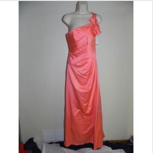 Davids Bridal Dress Size 2 Coral Reef NWT